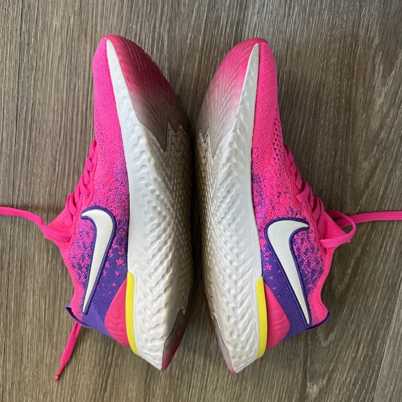 Nike Shoes - Nike React Women's size 9